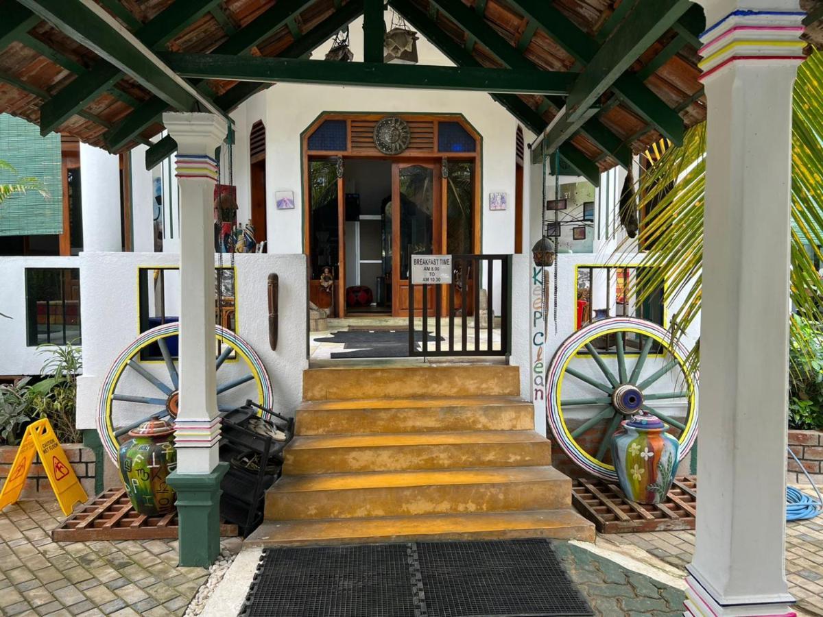 Frangipani Beach Villa Tangalle Exterior foto